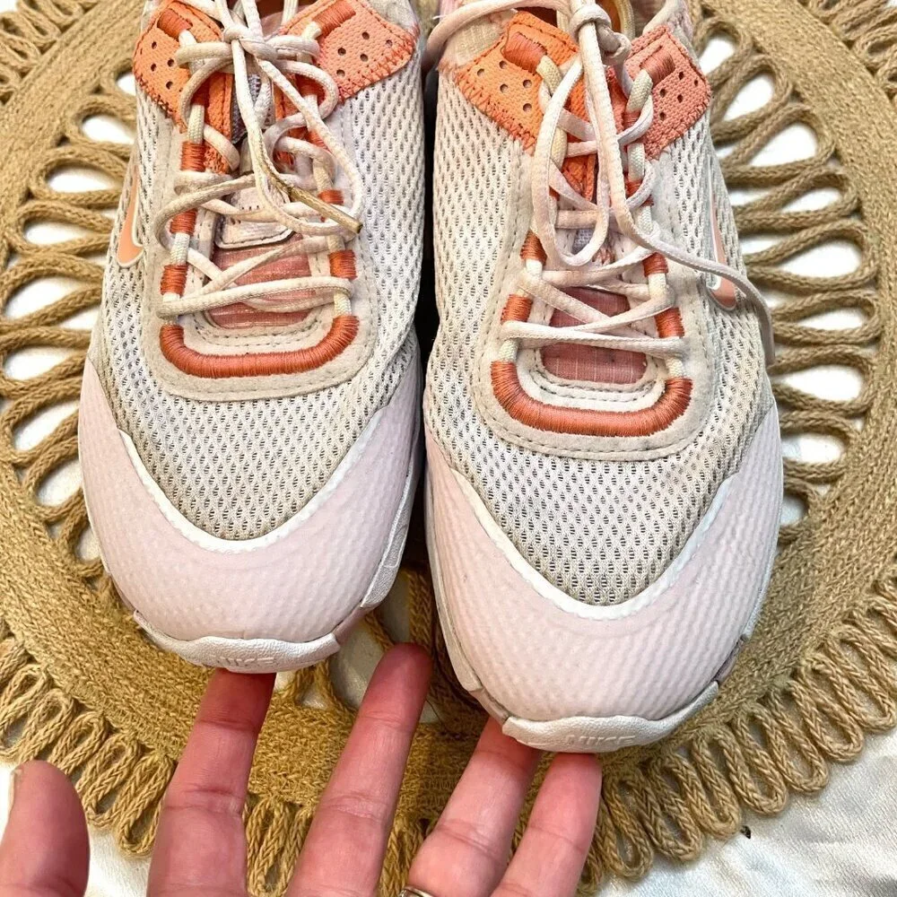Nike React Live Light Violet Crimson Bliss Sneakers Size 7Y CW1622-500